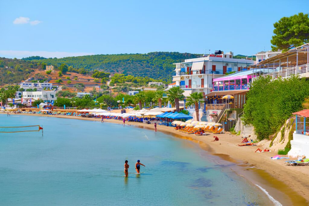 παραλίες στην Αίγινα