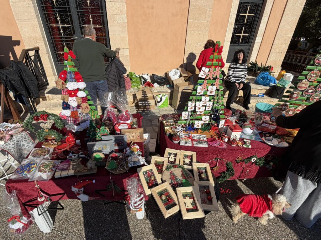 Χριστουγεννιάτικο bazaar Κυψέλη Αίγινας