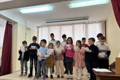 χριστουγεννιάτικη εορτή κατηχητικών σχολείων Αίγινα