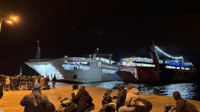 Αίγινα Πειραιάς επιστροφή