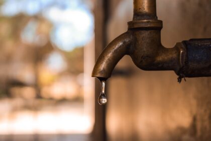 νερό Αίγινα Περιφέρεια απάντηση