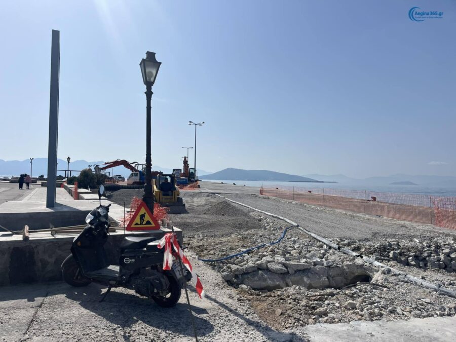 έργο στον Κεντρικό Λιμένα Αίγινας