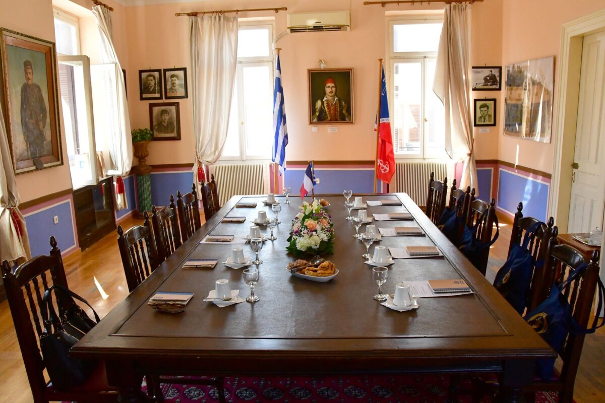 Αντιπροσωπεία Γαλλικής Γερουσίας Αίγινα