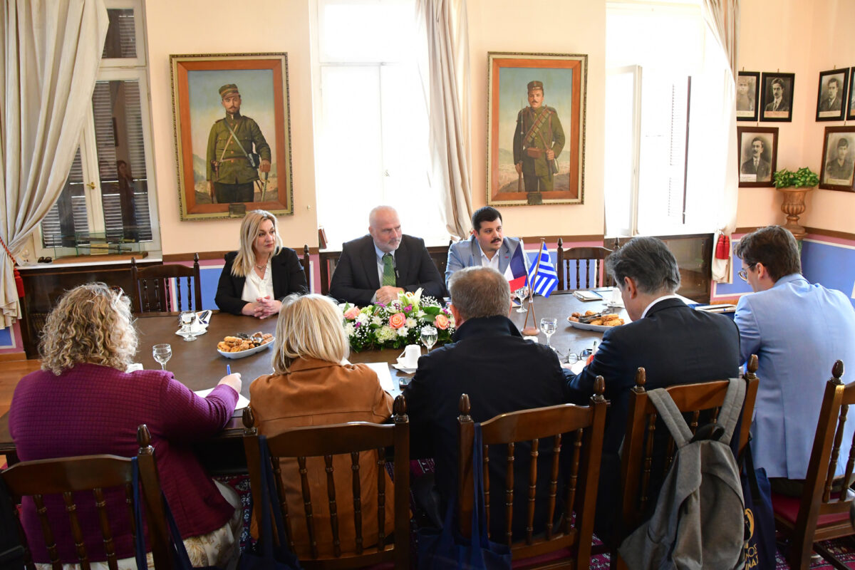 Αντιπροσωπεία Γαλλικής Γερουσίας Αίγινα