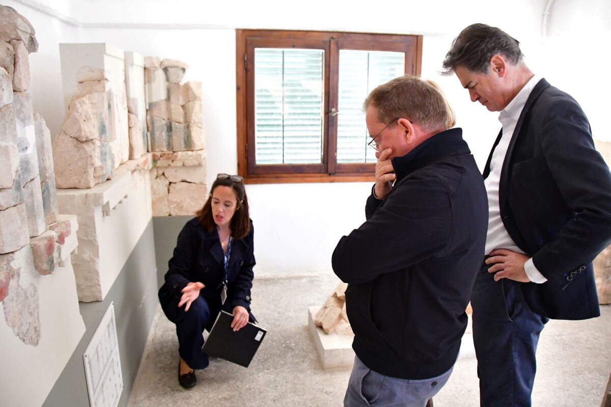 Αντιπροσωπεία Γαλλικής Γερουσίας Αίγινα