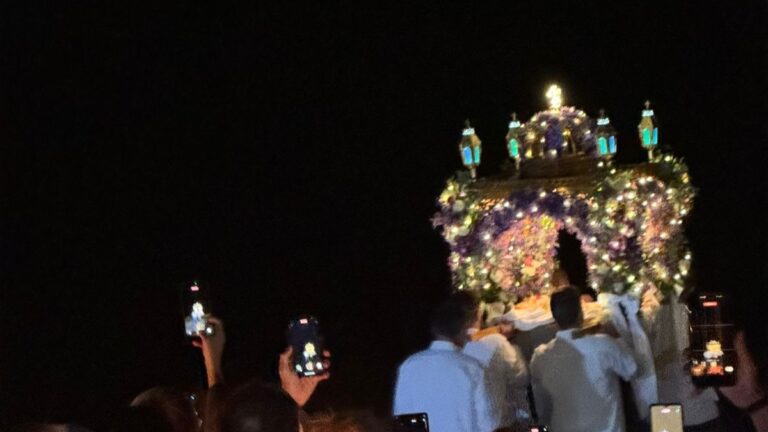 Μαραθώνας Αίγινα περιφορά επιταφίου