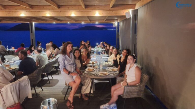 ΑΟΑ Σαρωνικός LaliBay