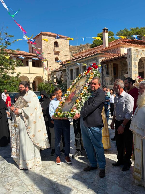 πανήγυρη Αγίας Τριάδος Αίγινα