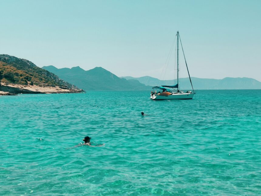 μπάνιο στην Αίγινα