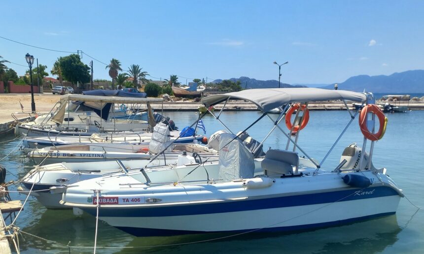 πωλείται σκάφος Karel 500V στην Αίγινα