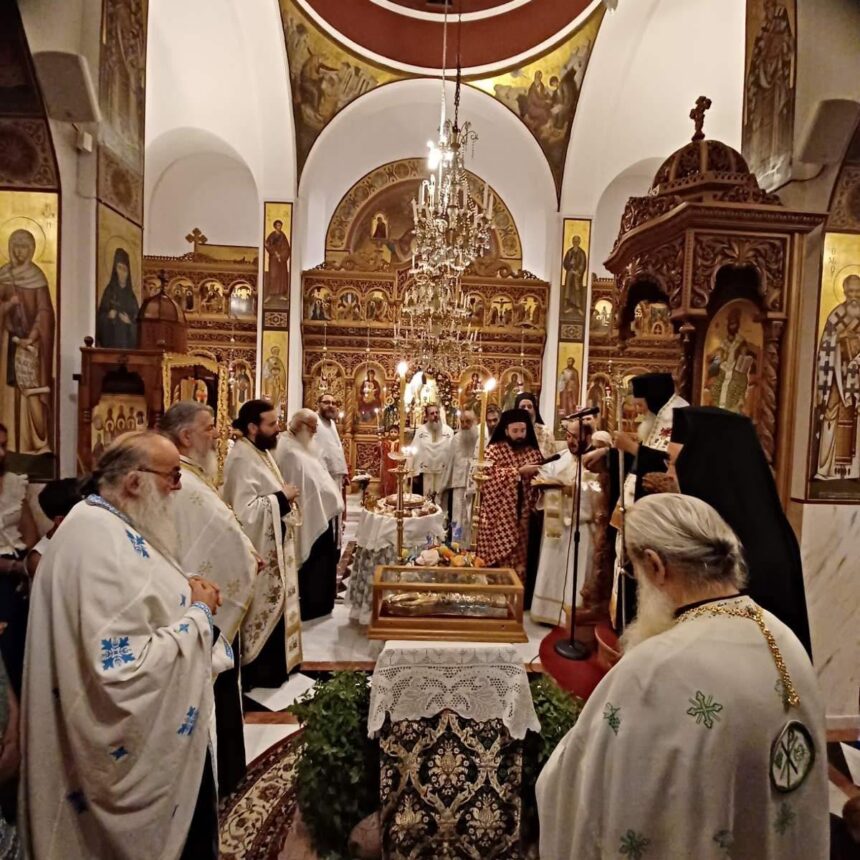 Πρόγραμμα ακολουθιών στον Ιερό Ναό Αιγινητών Αγίων
