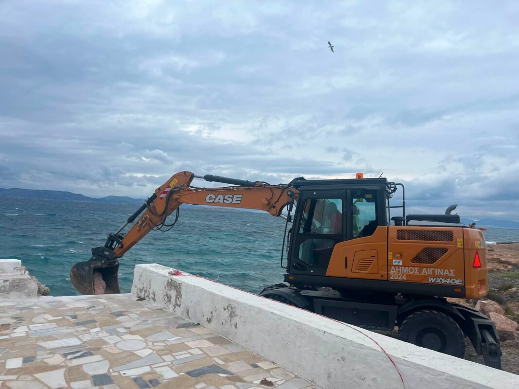Ι.Ν. Συνάξεως Αιγινητών Αγίων