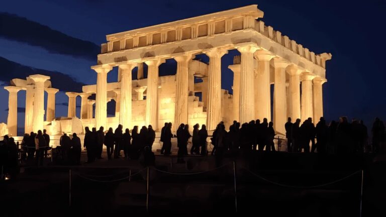 Ναός Αφαίας έργο φωτισμού